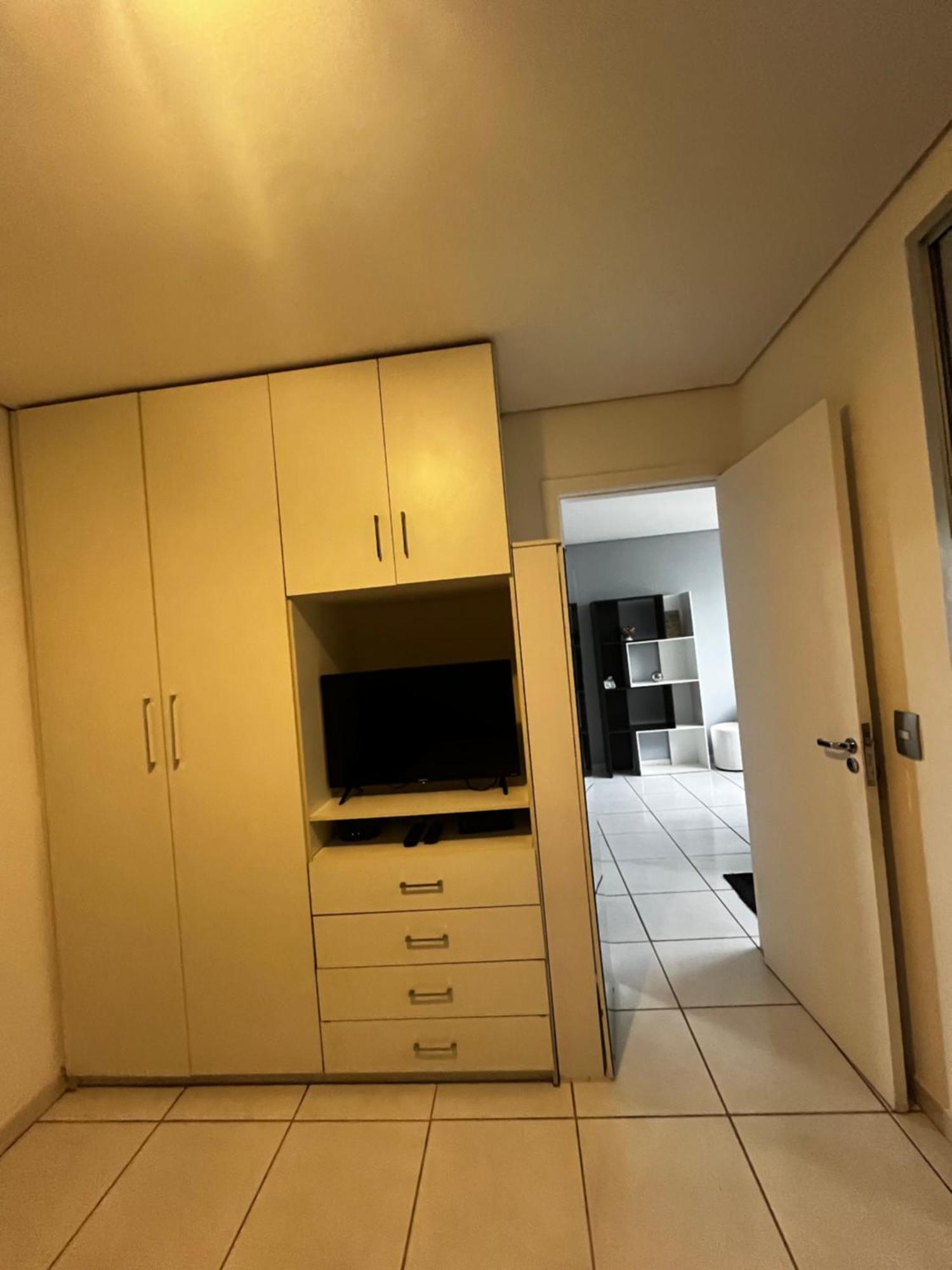 Raja Flat Aparthotel เบโลโอรีซอนชี ภายนอก รูปภาพ