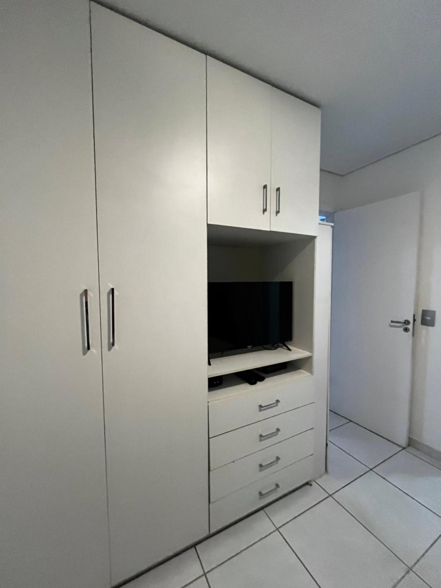 Raja Flat Aparthotel เบโลโอรีซอนชี ภายนอก รูปภาพ